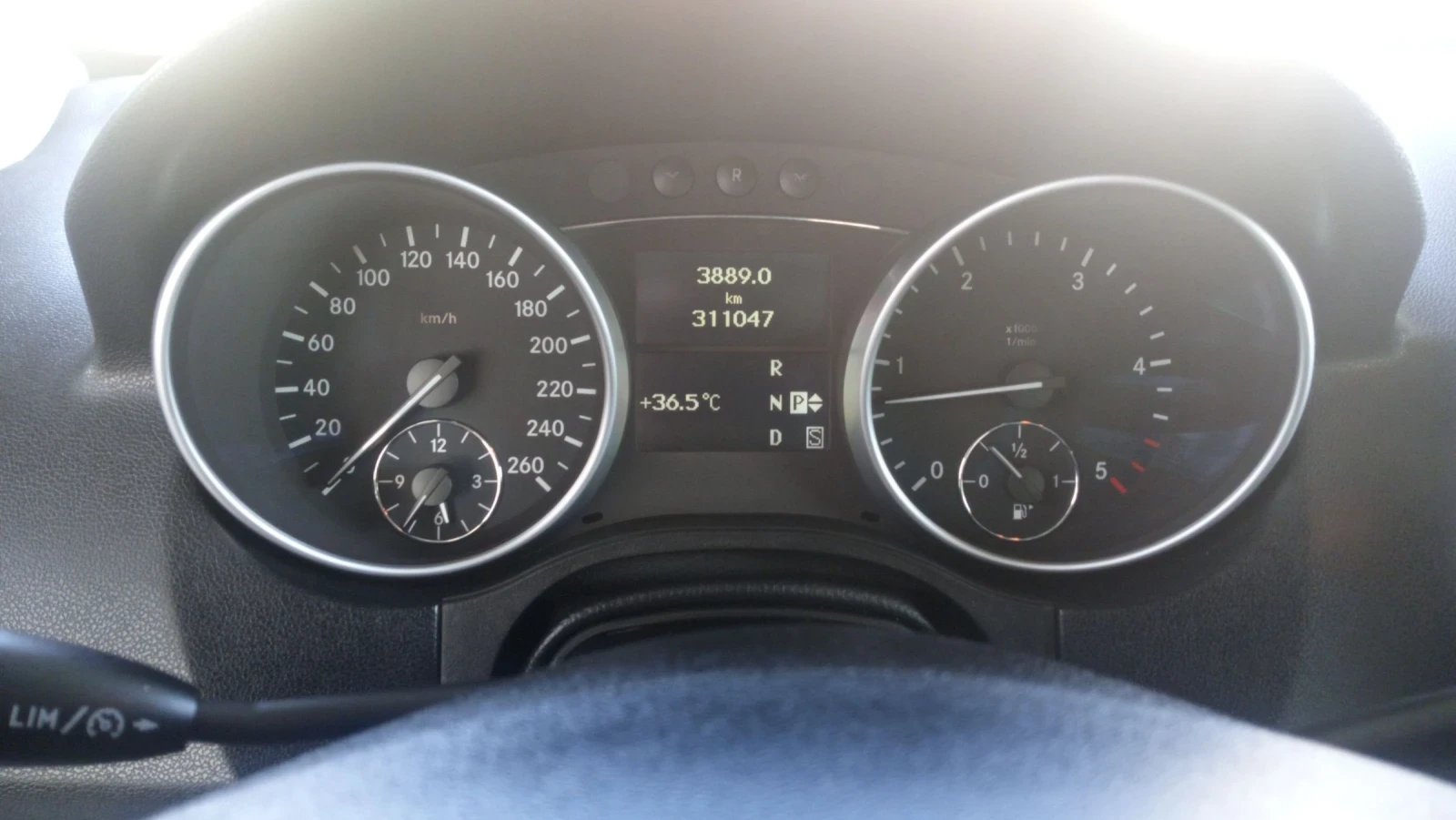 Mercedes-Benz ML 320 На пружини , снимка 12 - Автомобили и джипове - 55599228