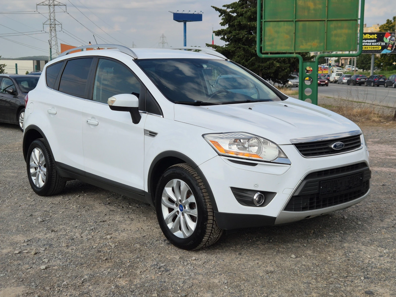 Ford Kuga 2.0TDCI Aвтоматик, снимка 7 - Автомобили и джипове - 55650961