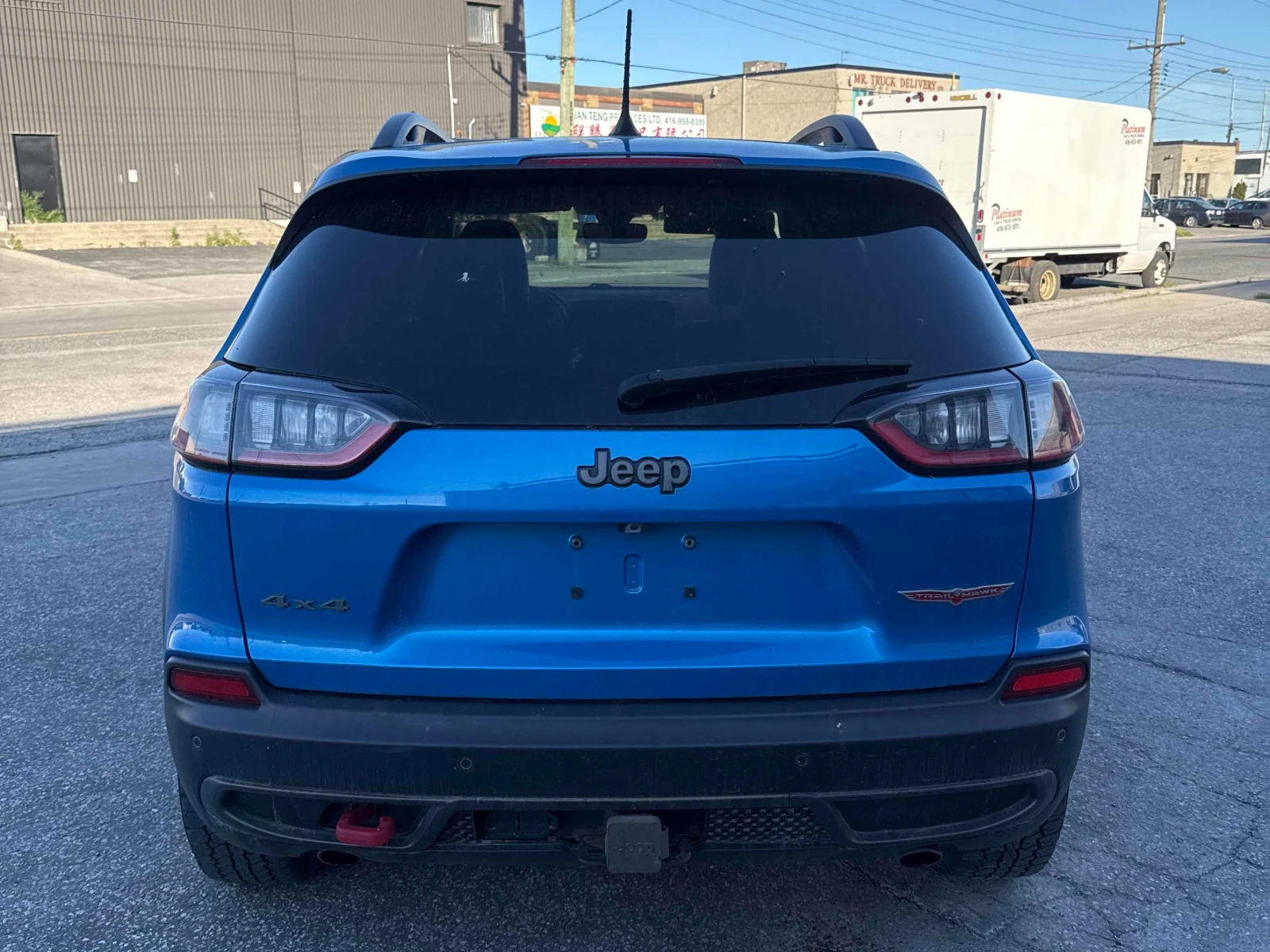 Jeep Cherokee * Trailhawk Elite * CARFAX * ОПЦИЯ ЗА ФИНАНСИРАНЕ , снимка 17 - Автомобили и джипове - 55988970