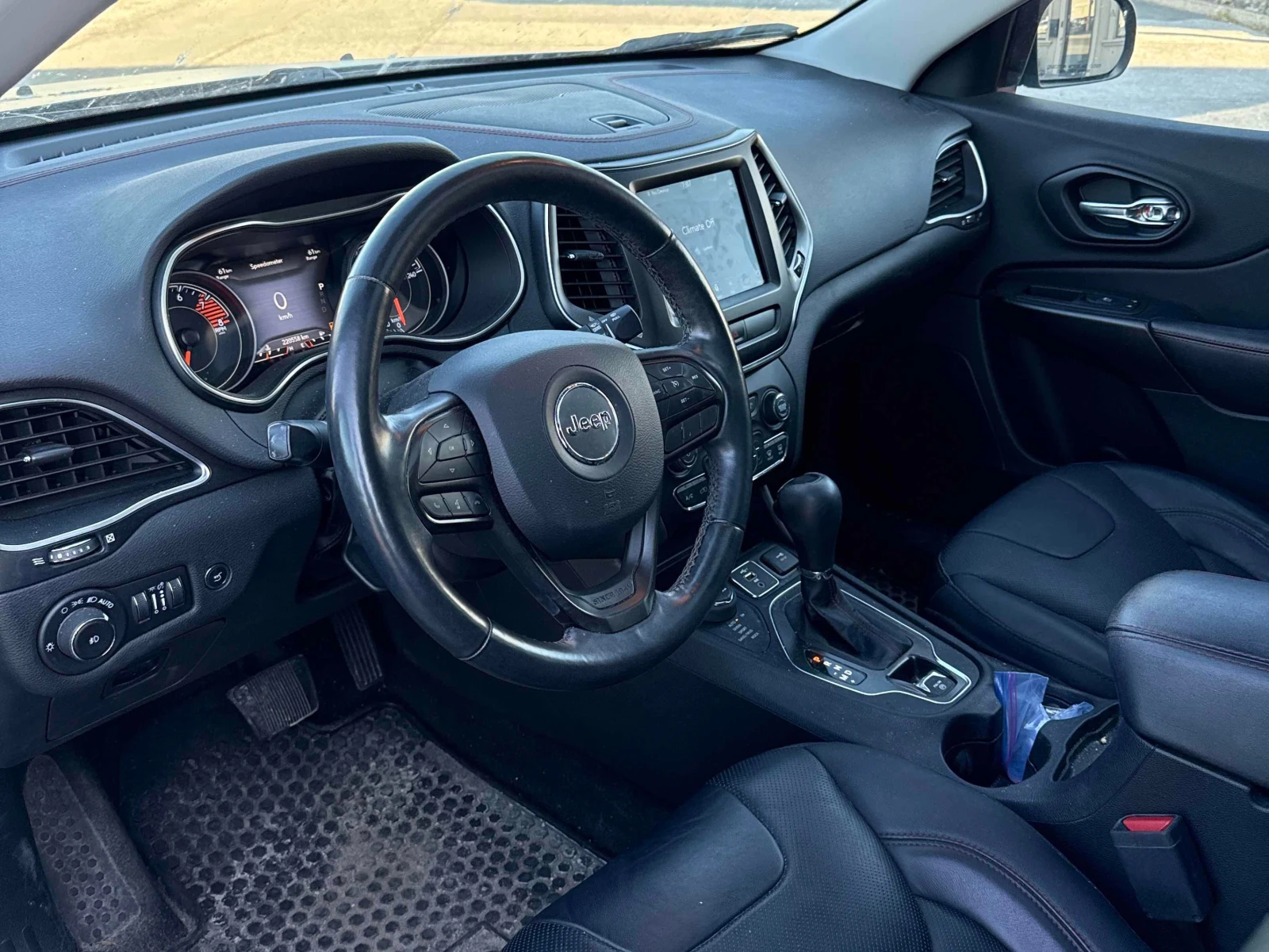 Jeep Cherokee * Trailhawk Elite * CARFAX * ОПЦИЯ ЗА ФИНАНСИРАНЕ , снимка 5 - Автомобили и джипове - 55988970