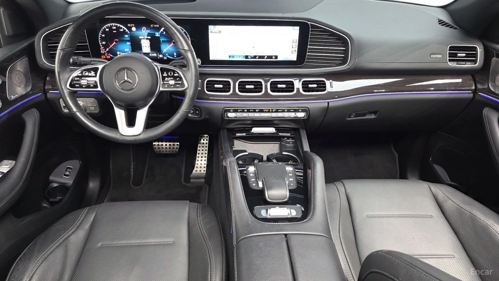 Mercedes-Benz GLE 400 AMG Line| AIR| DISTRO| ОБДУХ| 360| HUD| 3 AC| , снимка 7 - Автомобили и джипове - 56135909