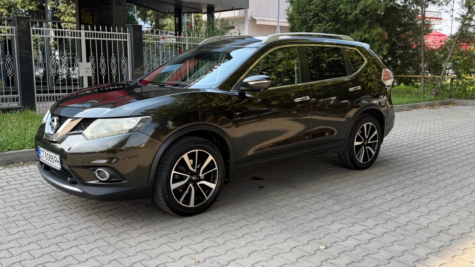Nissan X-trail 1.6* KeyLess* Pano* 360