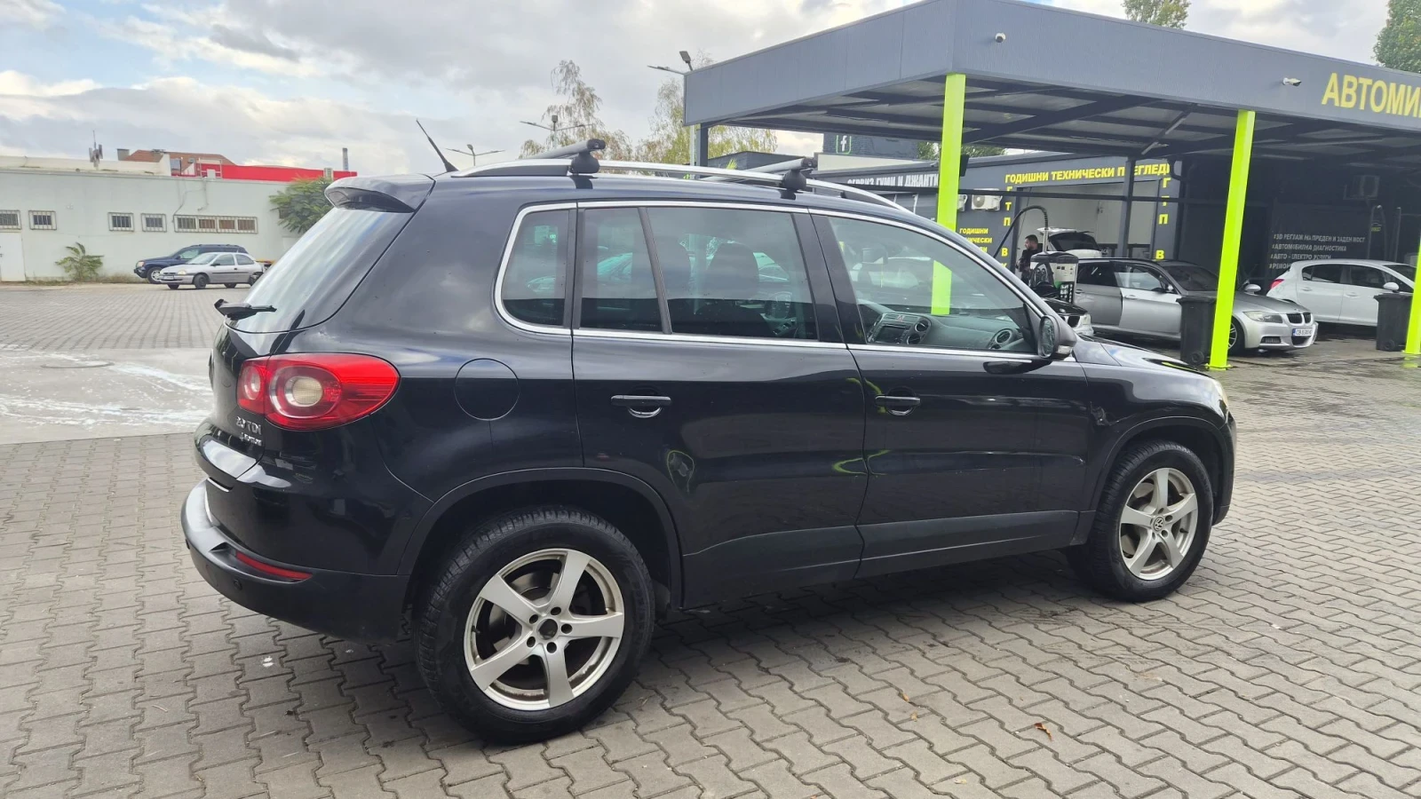 VW Tiguan 2, 0 TDI DSG7 4?4, снимка 6 - Автомобили и джипове - 56728618