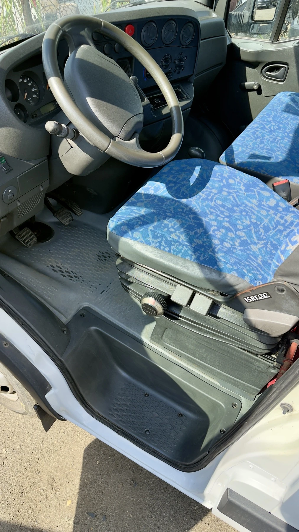 Iveco Daily 50C15 - изображение 4