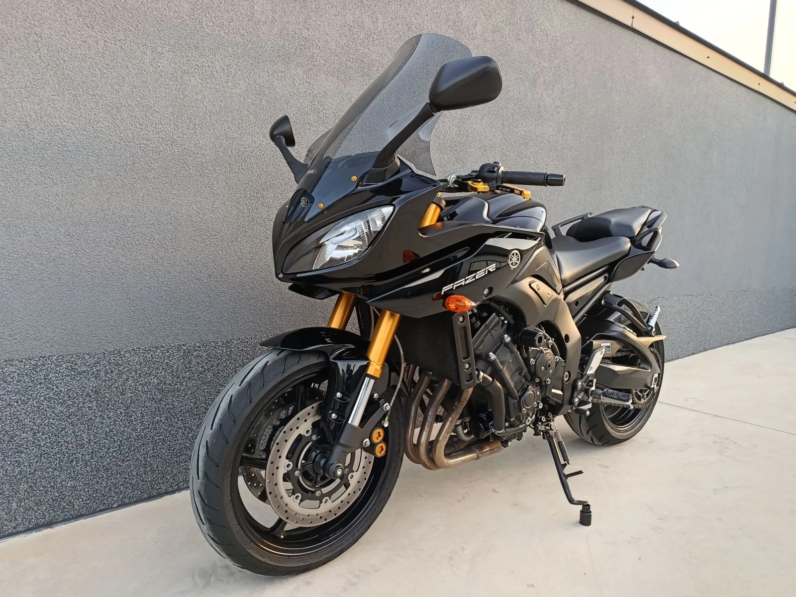 Yamaha FZ8 Fazer 800icc/Akrapovic