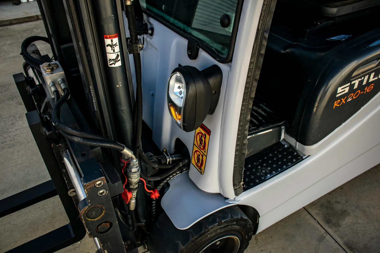  Still | Mobile.bg   13