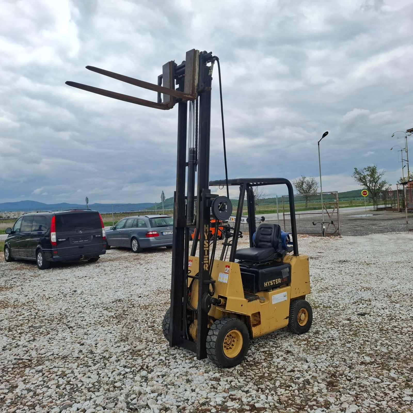 Мотокар Hyster
