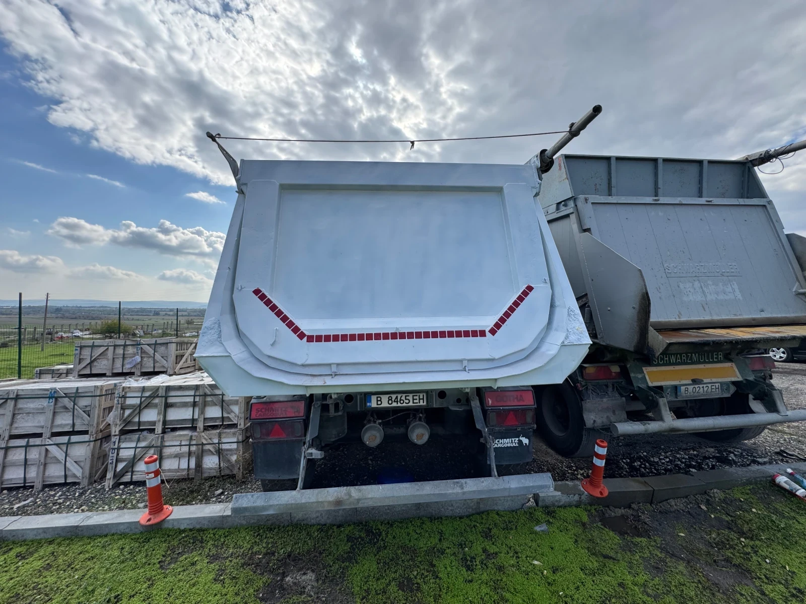  Schmitz  | Mobile.bg   4