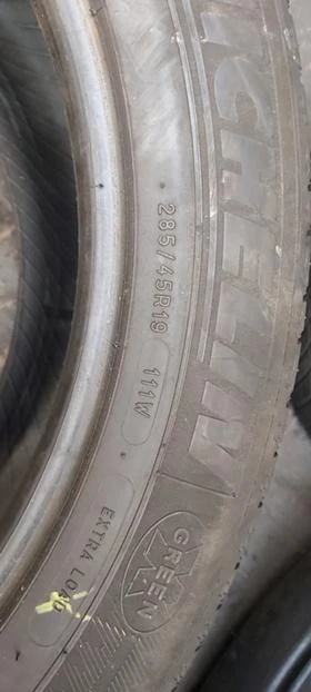 Гуми Летни 285/35R21, снимка 6