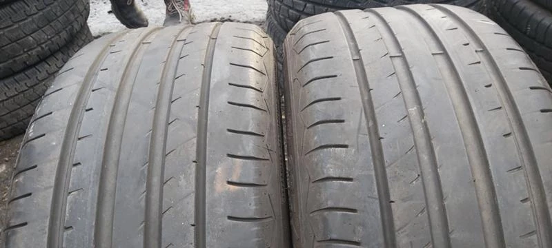 Гуми Летни 235/45R17, снимка 1 - Гуми и джанти - 31480022