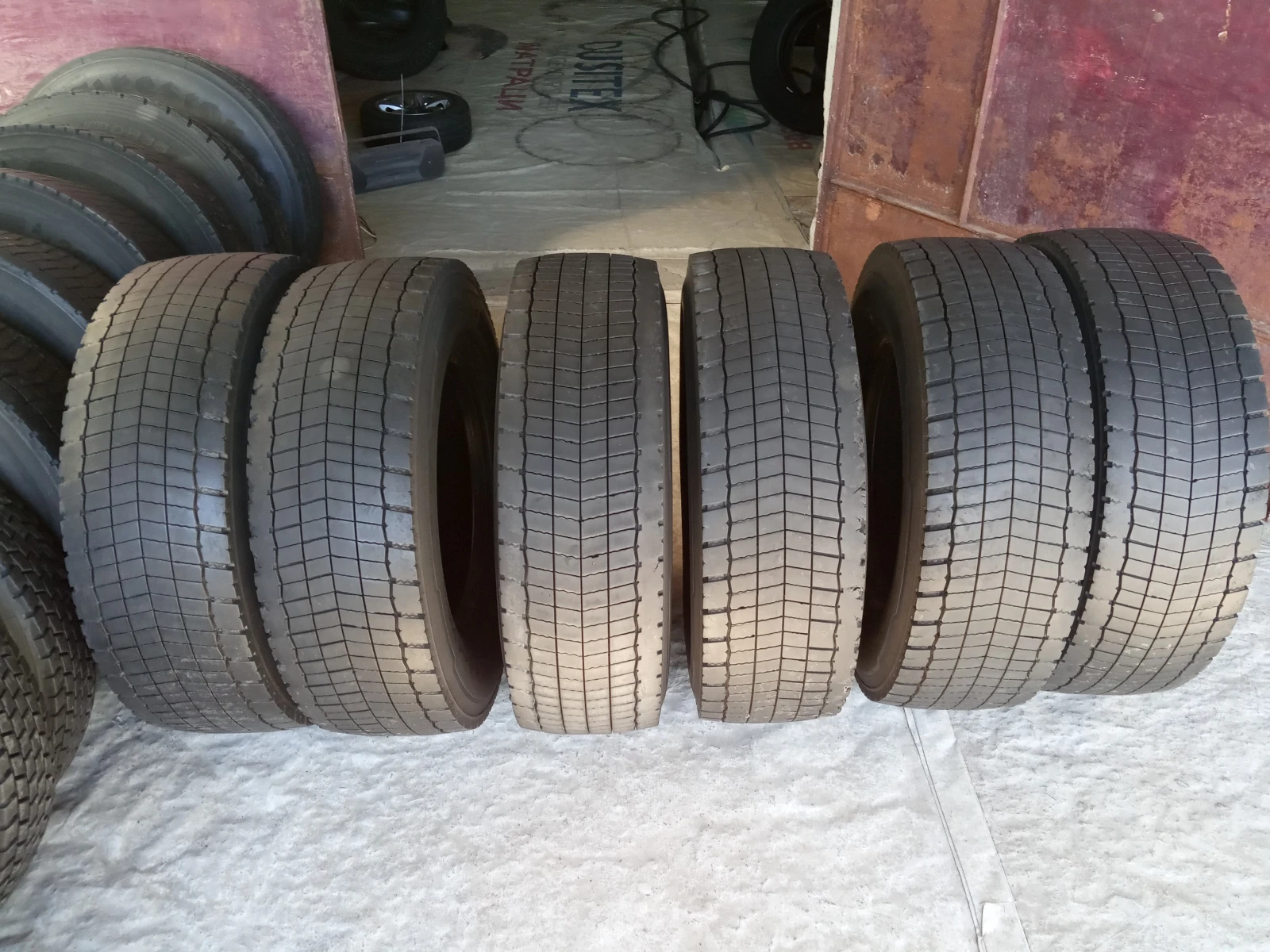  285/70R19.5 | Mobile.bg   1