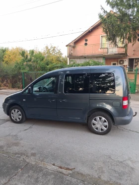 VW Caddy 1.6i-100 коня, снимка 9