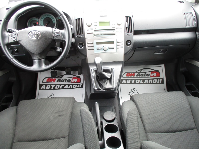 Toyota Corolla verso 2.2/6ск., снимка 12 - Автомобили и джипове - 45782468