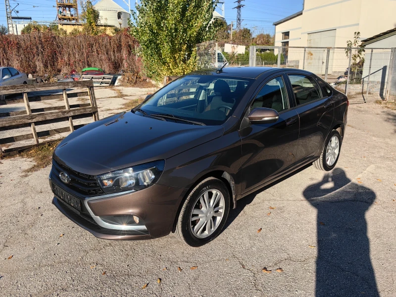 Lada Vesta 1.6 бензин 106 кс, СЕДАН, ЕВРО 6, КЛИМАТРОНИК, снимка 2 - Автомобили и джипове - 47411339