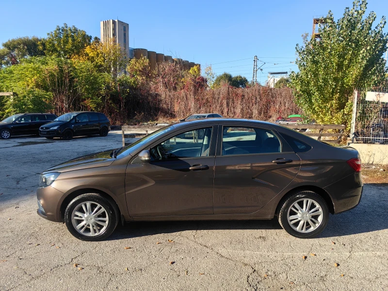 Lada Vesta 1.6 бензин 106 кс, СЕДАН, ЕВРО 6, КЛИМАТРОНИК, снимка 4 - Автомобили и джипове - 47411339