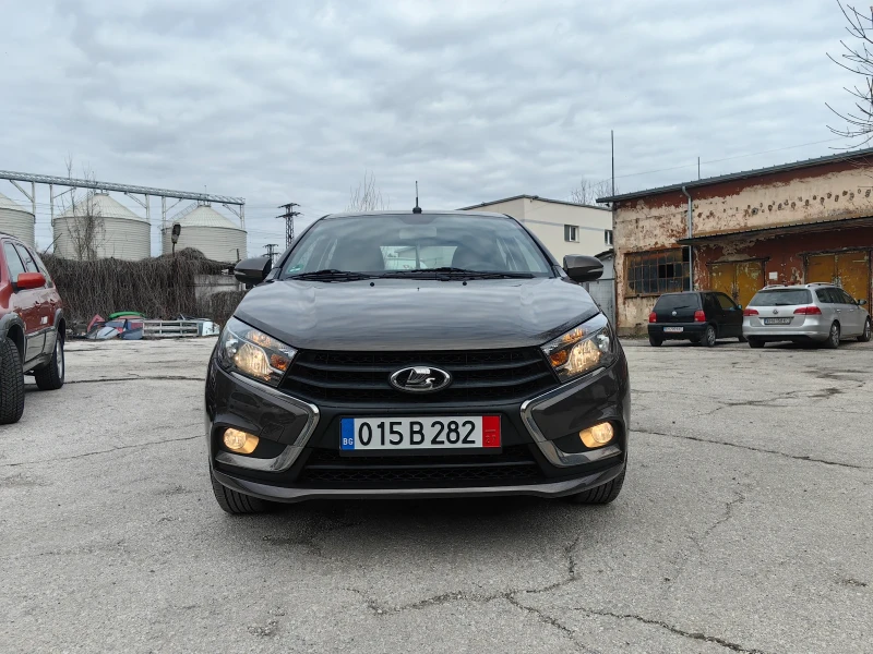 Lada Vesta 1.6 бензин 106 кс, СЕДАН, ЕВРО 6, КЛИМАТРОНИК, снимка 1 - Автомобили и джипове - 47411339