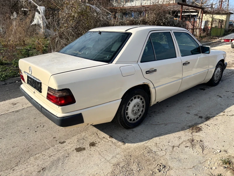 Mercedes-Benz 124 2.0 Dizel, снимка 4 - Автомобили и джипове - 48794561