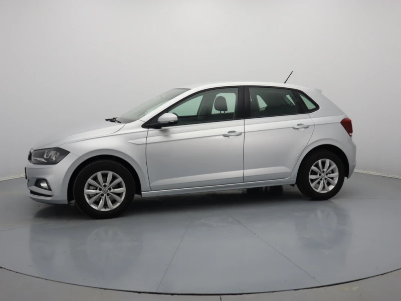 VW Polo, снимка 5 - Автомобили и джипове - 48587644