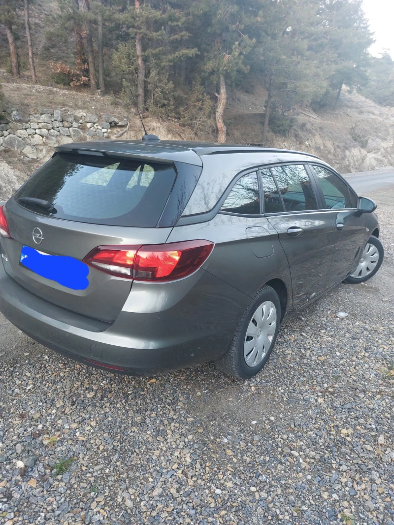 Opel Astra Sports Tourer Business Edition, снимка 5 - Автомобили и джипове - 48730192