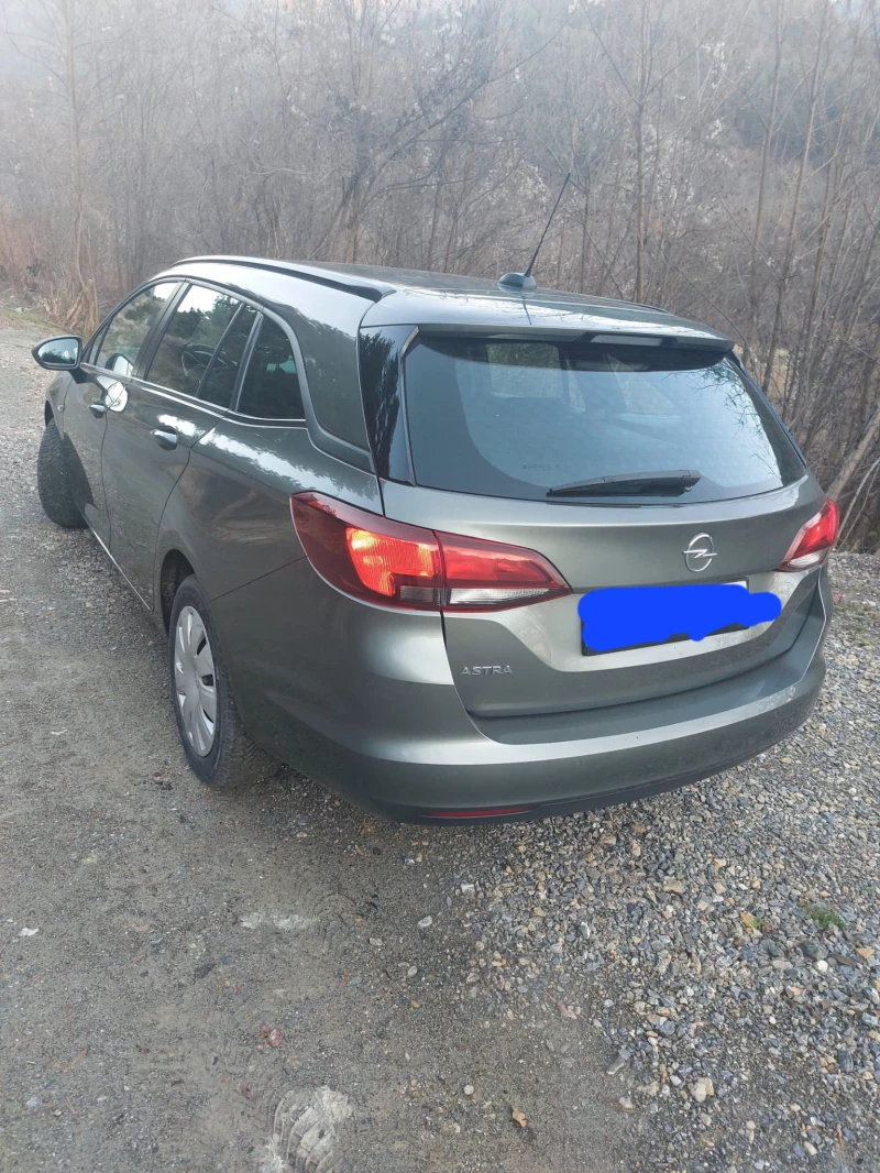 Opel Astra Sports Tourer Business Edition, снимка 6 - Автомобили и джипове - 48730192