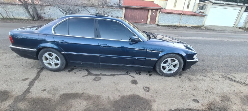 BMW 735, снимка 11 - Автомобили и джипове - 48826373