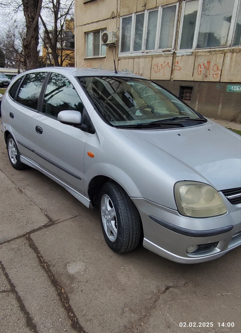 Nissan Almera tino, снимка 3 - Автомобили и джипове - 48930557