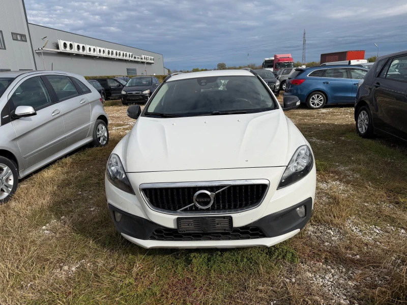 Volvo V40 Cross Country 2.0 D, снимка 2 - Автомобили и джипове - 52200722