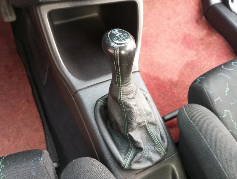 VW Golf CL, снимка 8 - Автомобили и джипове - 52496011