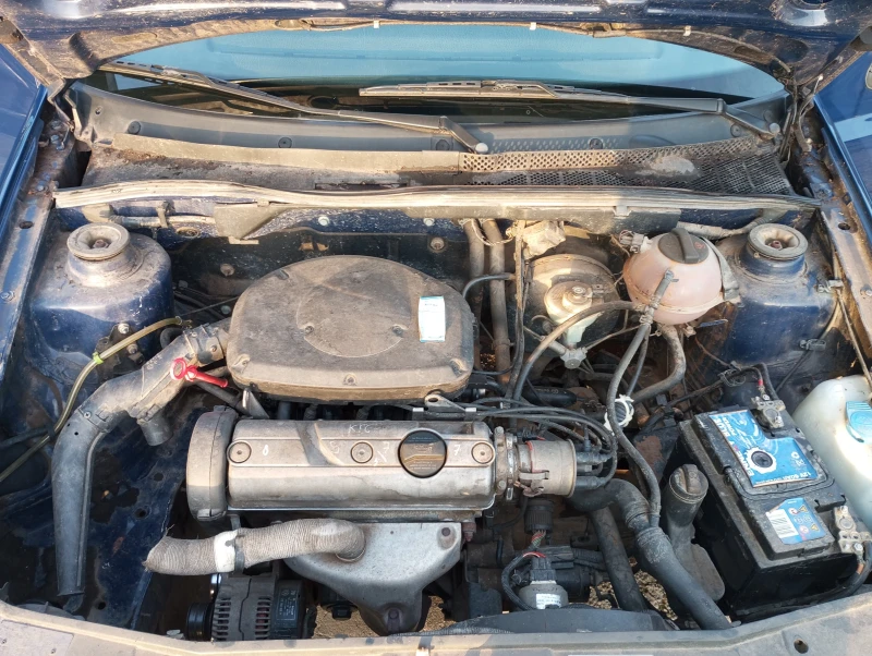 VW Golf CL, снимка 12 - Автомобили и джипове - 52496011