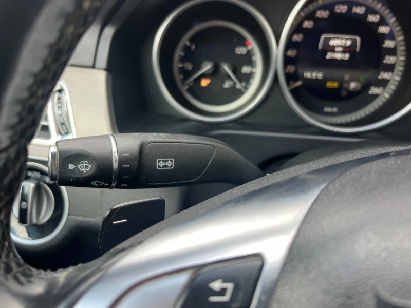 Mercedes-Benz E 200, снимка 12 - Автомобили и джипове - 53035529