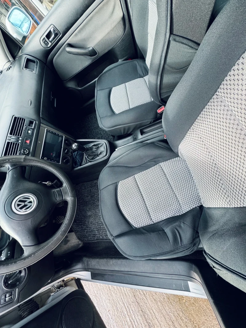 VW Bora, снимка 6 - Автомобили и джипове - 53099263