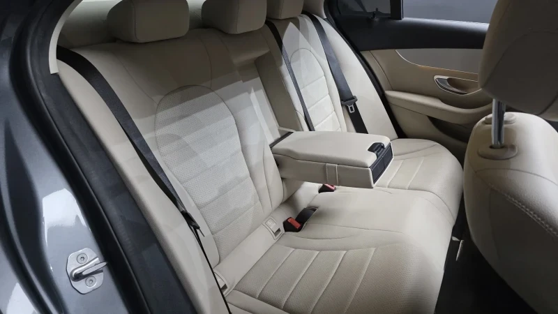 Mercedes-Benz C 200 * Avantgarde* HEADUP* , снимка 9 - Автомобили и джипове - 55125721
