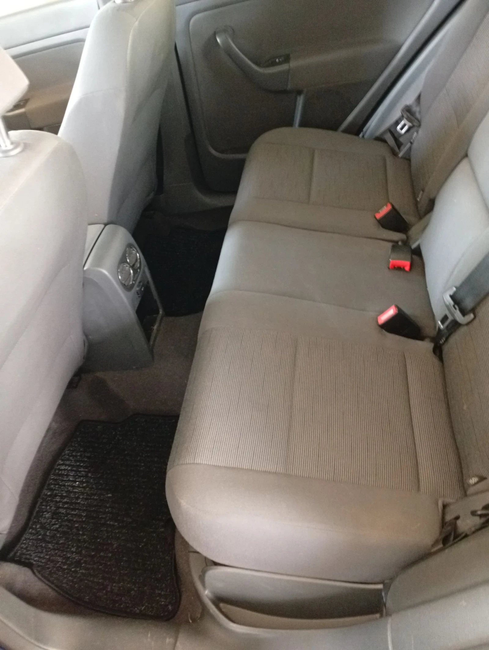 VW Golf Plus 1.4 I - изображение 10