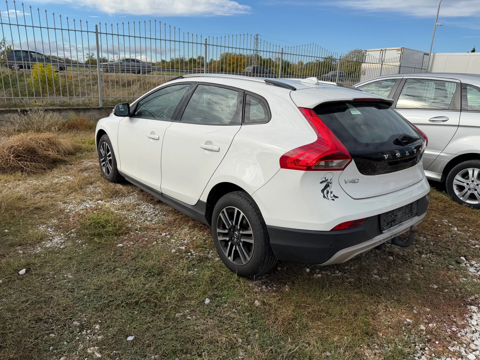 Volvo V40 Cross Country 2.0 D | Mobile.bg — изображение 7