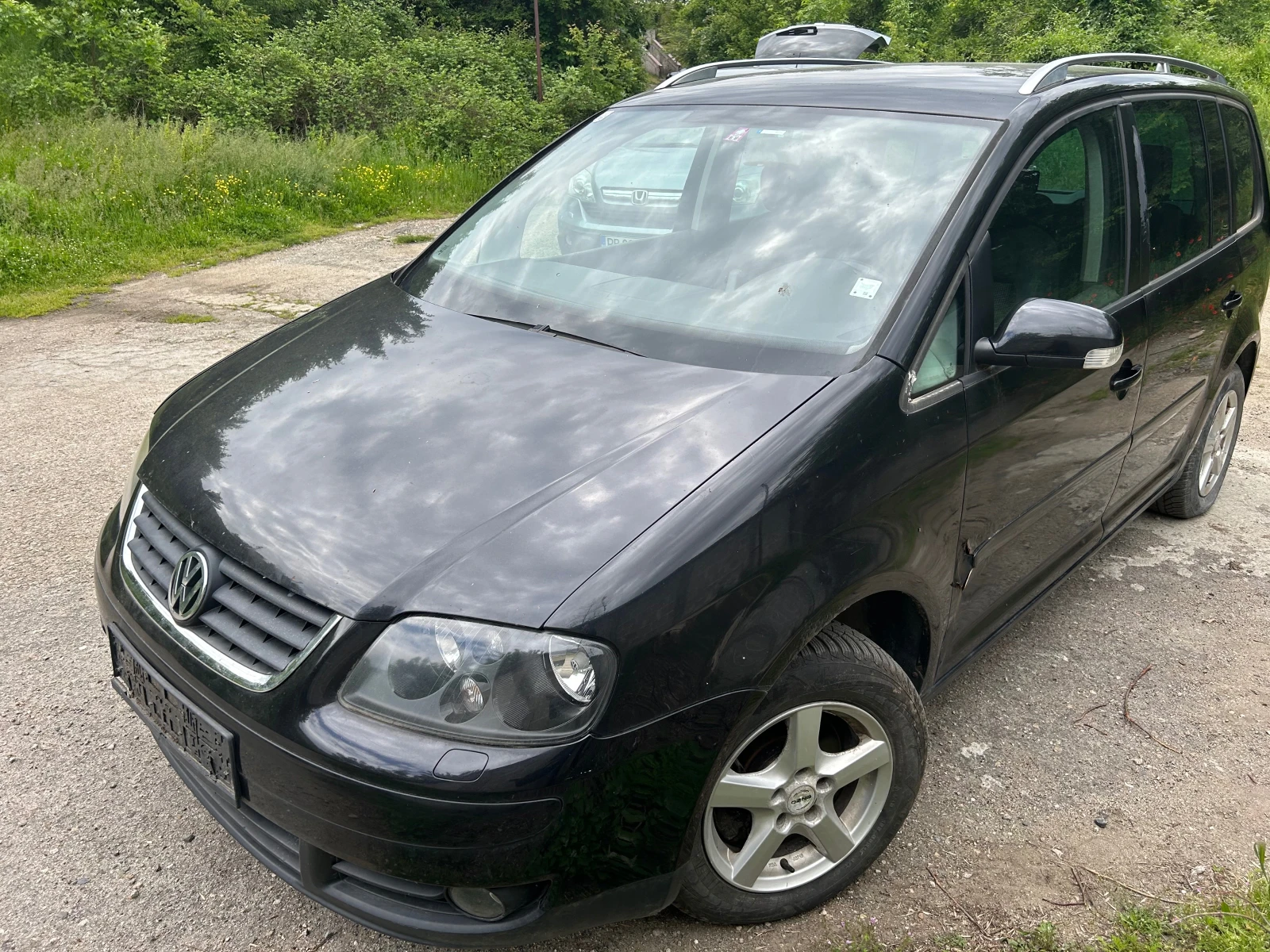 VW Touran 2.0 TDI - изображение 2