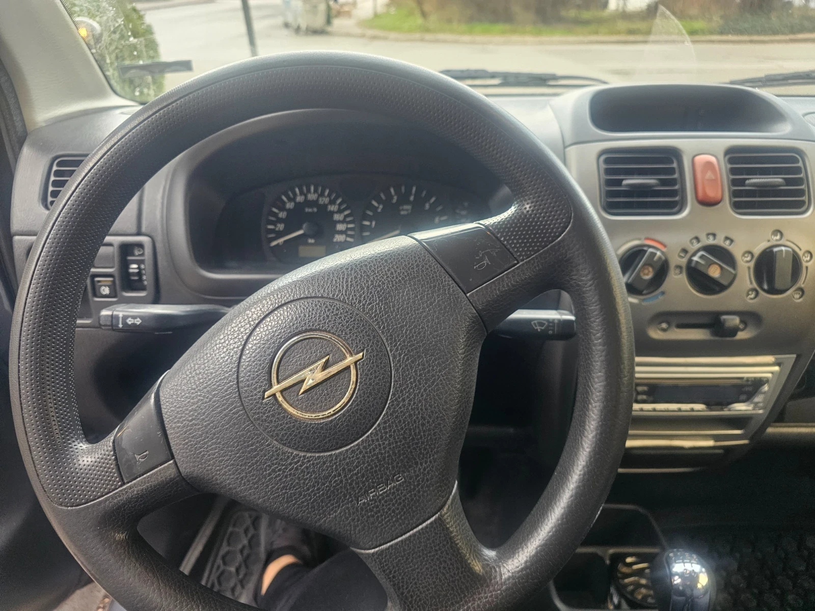 Opel Agila 1200 - изображение 5