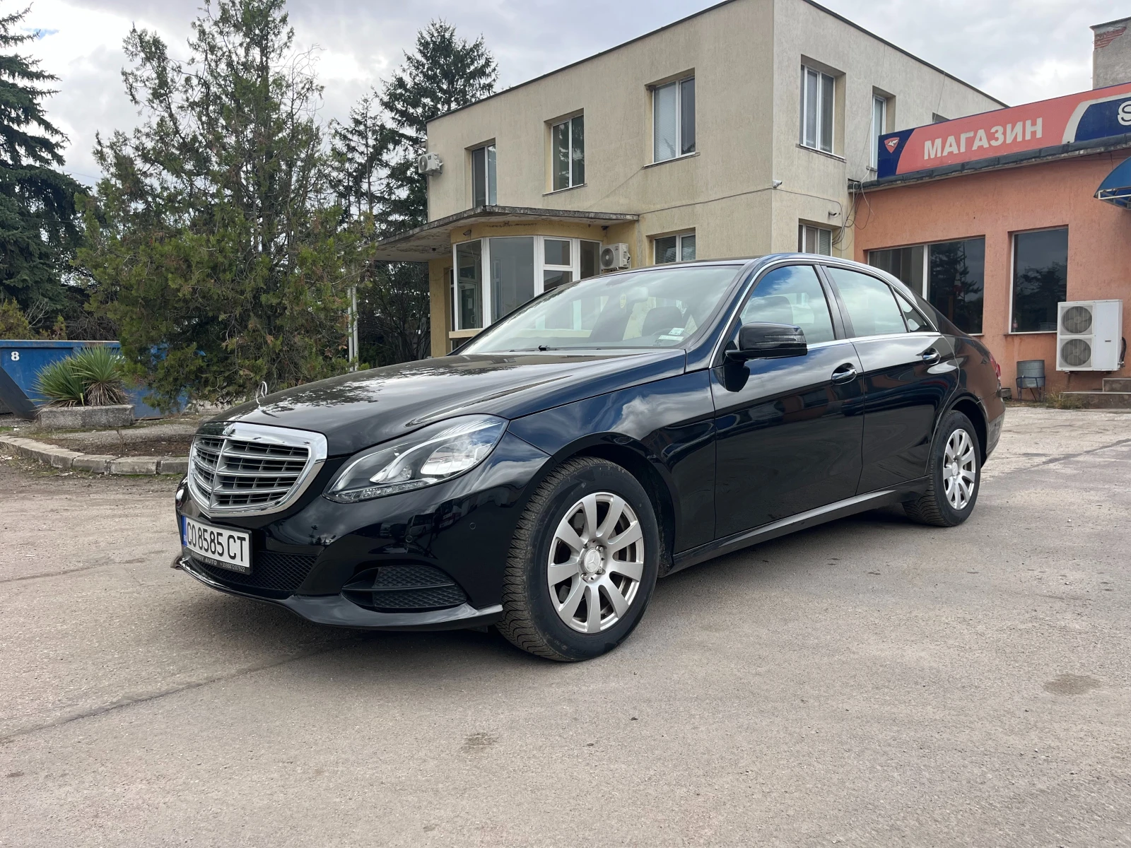 Mercedes-Benz E 200  - изображение 6