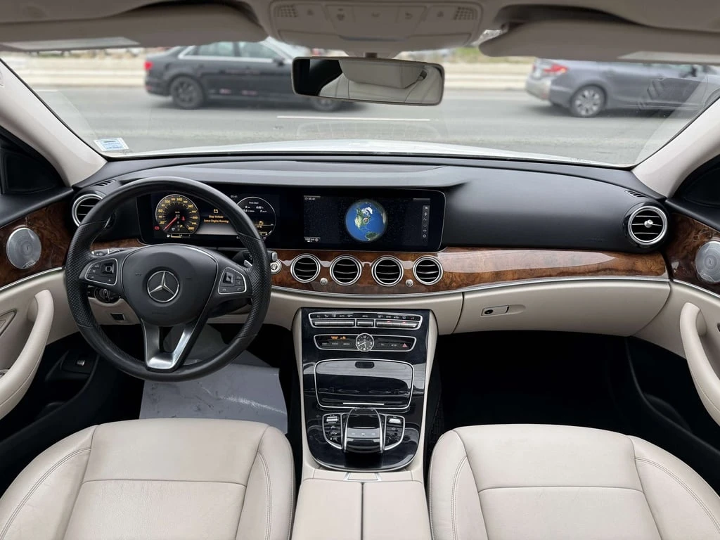 Mercedes-Benz E 300 /AMG PKG | PANO | BURMESTER | LOADED | Mobile.bg � ����������� 12