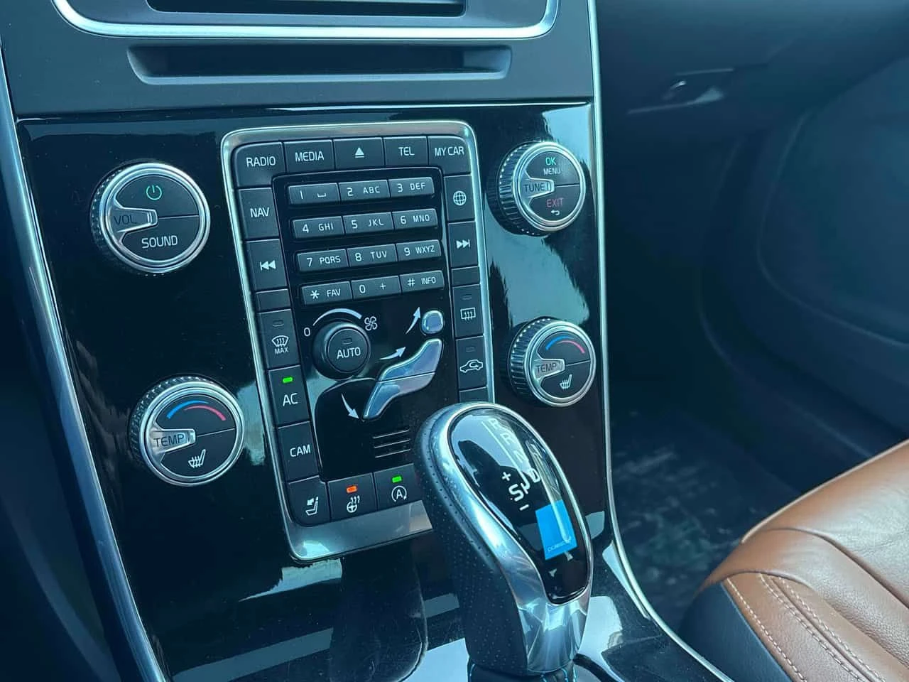 Volvo S60 * Dynamic * CARFAX * ���� �� �� | Mobile.bg � ����������� 11