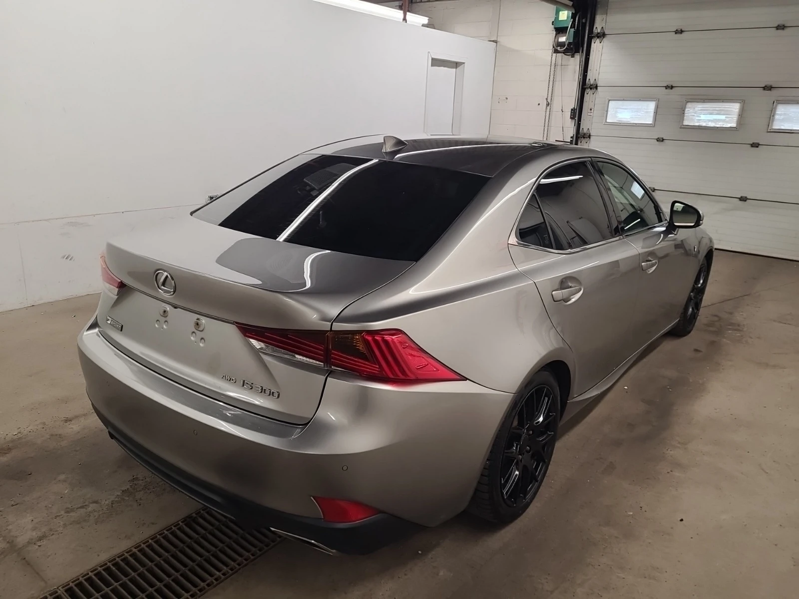 Lexus IS 300 F SPORT * ��������� * ���������� * CARFAX *  | Mobile.bg � ����������� 3