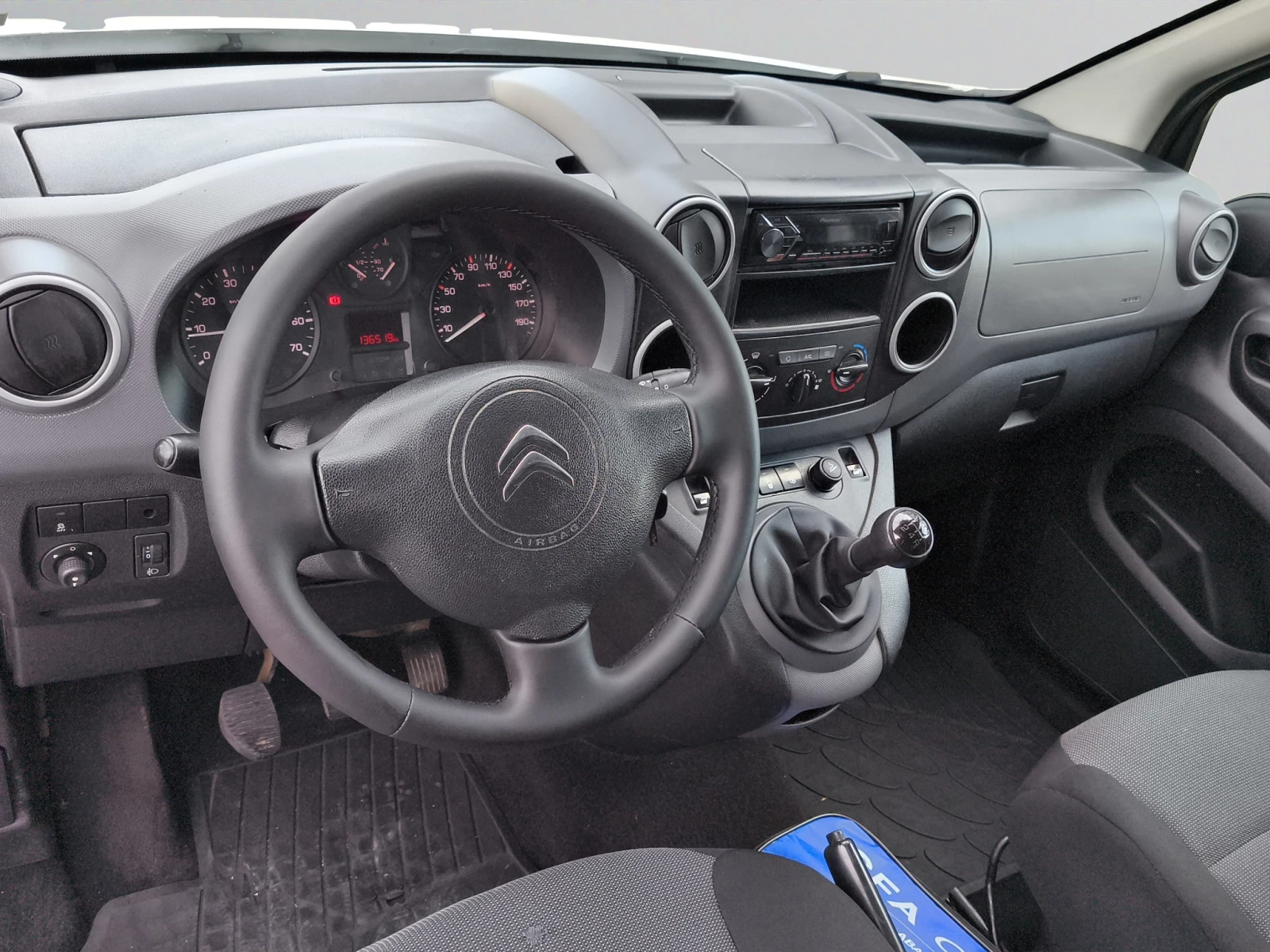 Citroen Berlingo 1.6HDi 75 BVM5 E6 // 1808R16, снимка 9 - Автомобили и джипове - 54367682