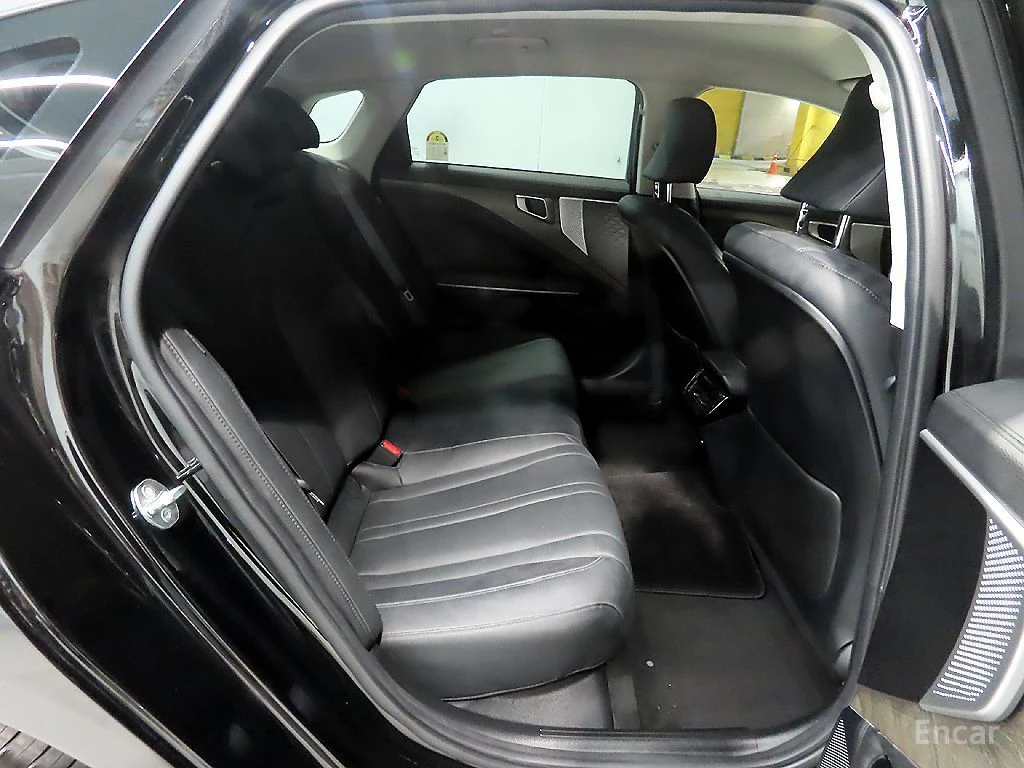 Kia K8 2.5* NOBLESSE* ПОДГРЕВ* ОБДУХВАНЕ* LANE* ASSIST* 3, снимка 15 - Автомобили и джипове - 54577368