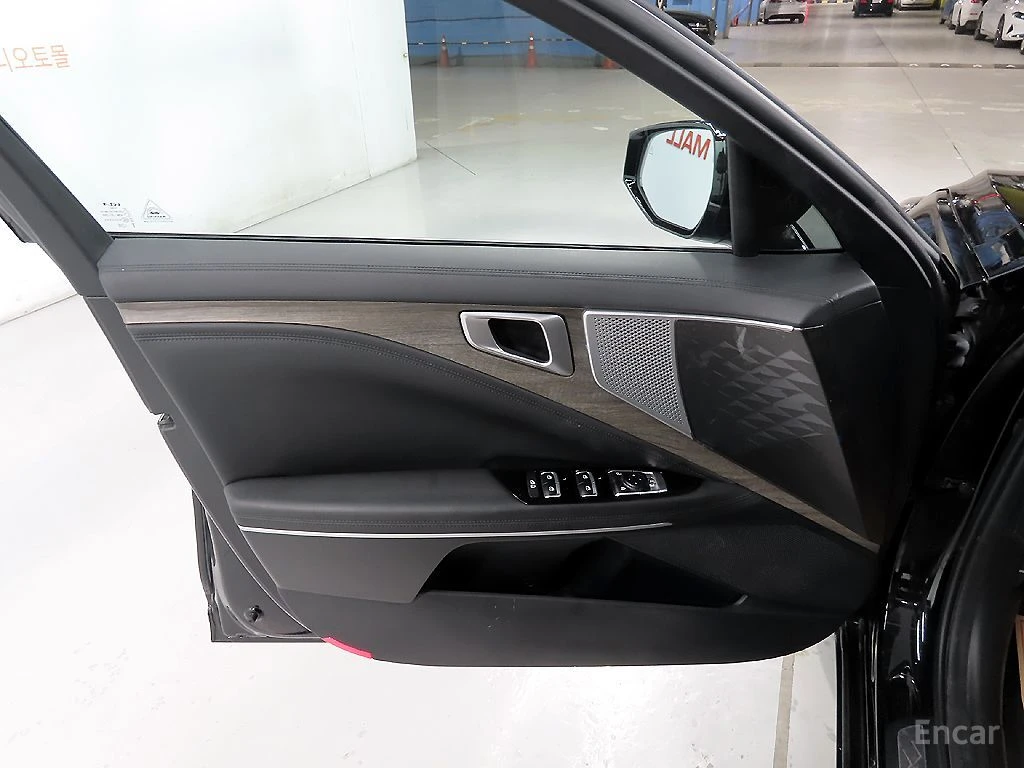 Kia K8 2.5* NOBLESSE* ПОДГРЕВ* ОБДУХВАНЕ* LANE* ASSIST* 3, снимка 6 - Автомобили и джипове - 54577368