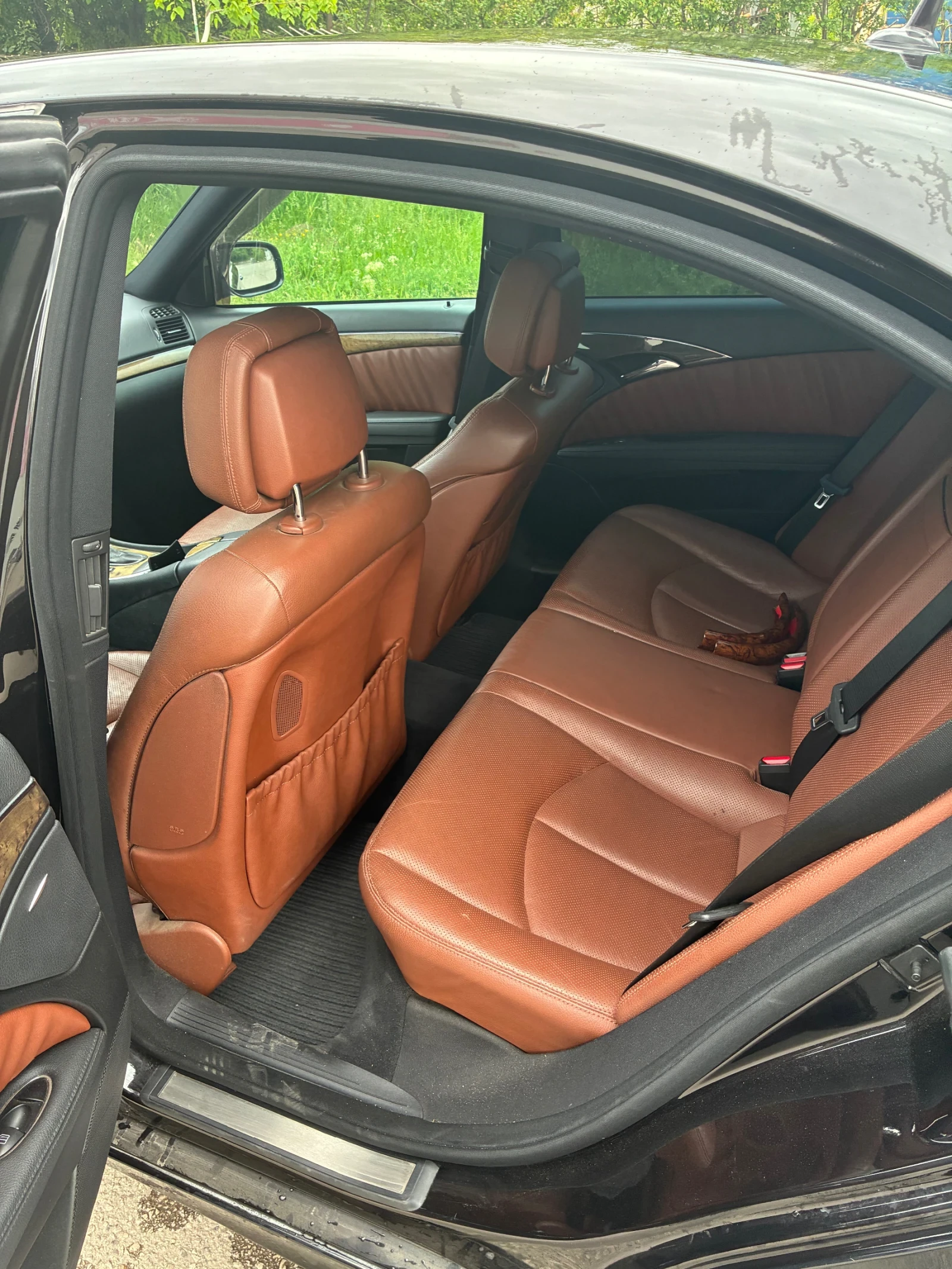 Mercedes-Benz E 280, снимка 10 - Автомобили и джипове - 54676170