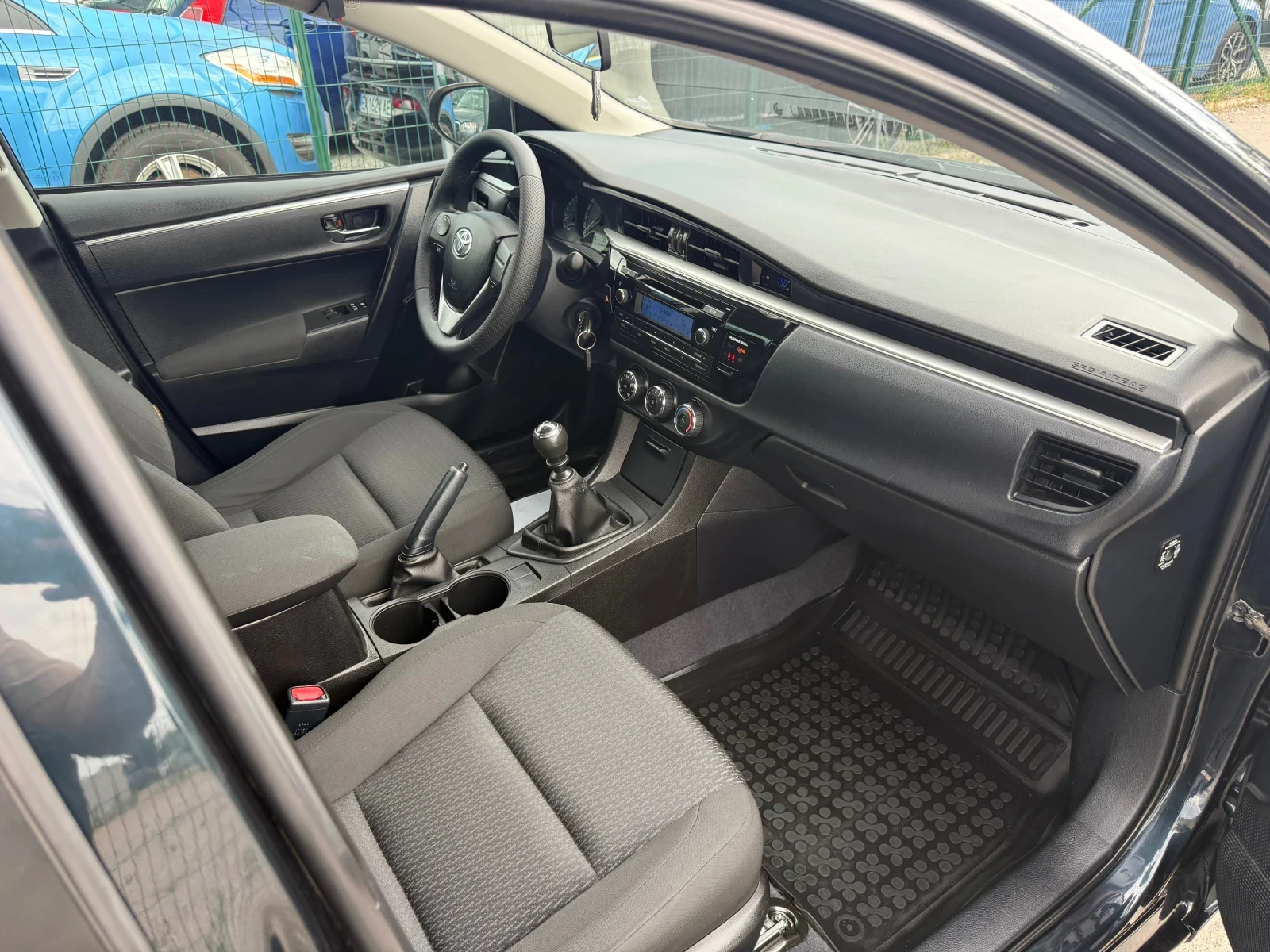 Toyota Corolla, снимка 12 - Автомобили и джипове - 55212788