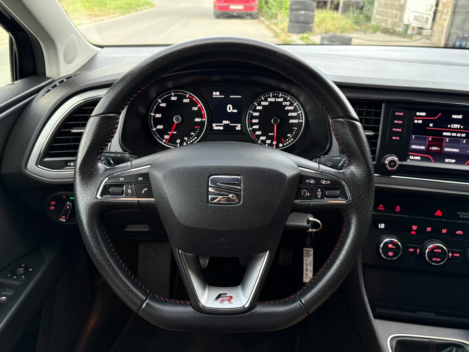 Seat Leon FR# БЕНЗИН 210к.с.# 122 000км#, снимка 10 - Автомобили и джипове - 55234278