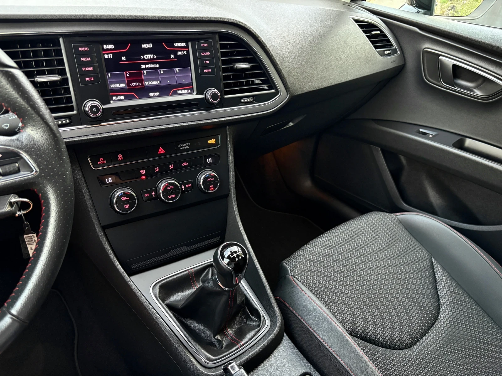 Seat Leon FR# БЕНЗИН 210к.с.# 122 000км#, снимка 12 - Автомобили и джипове - 55234278