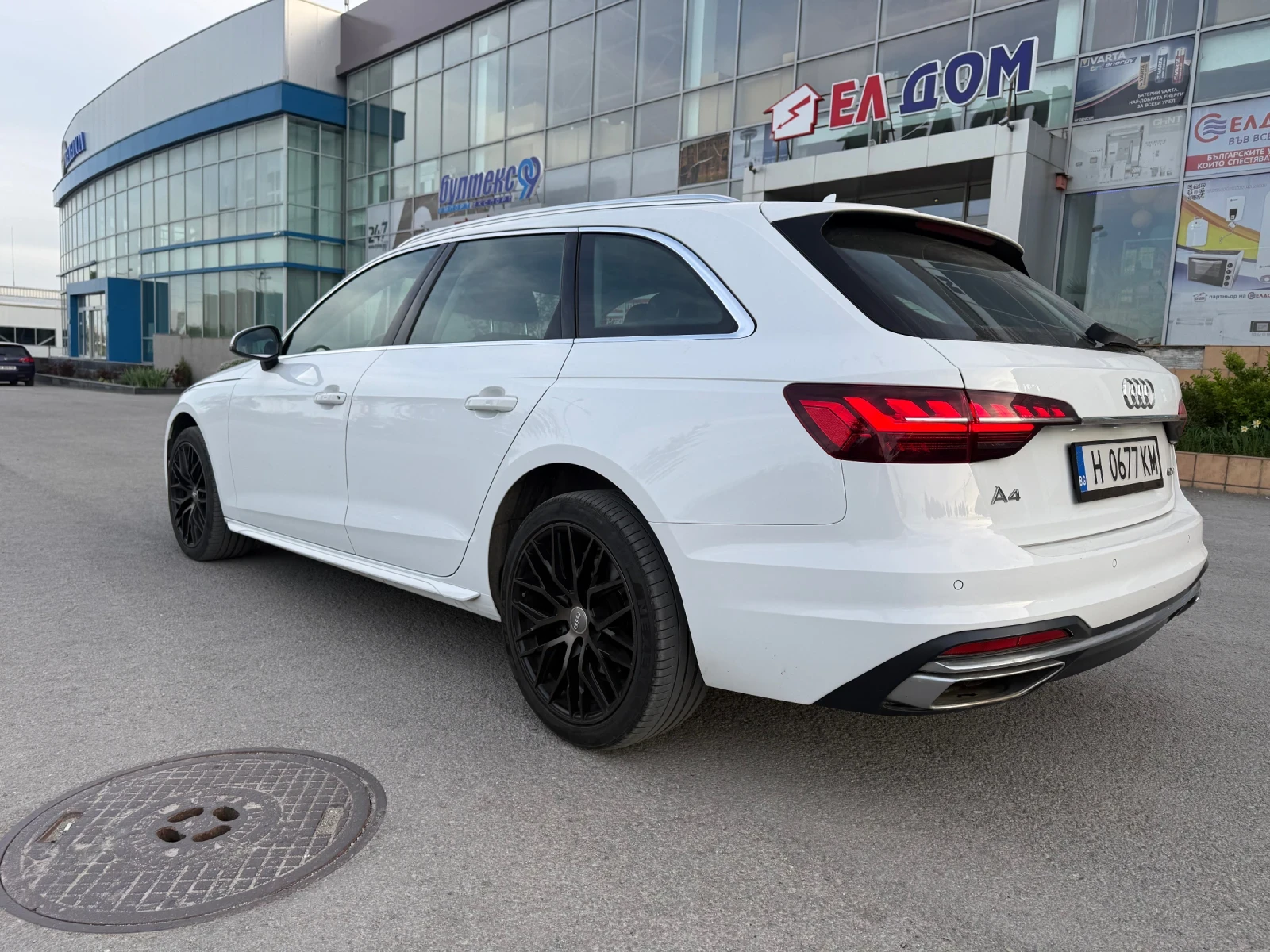 Audi A4, снимка 4 - Автомобили и джипове - 55607707