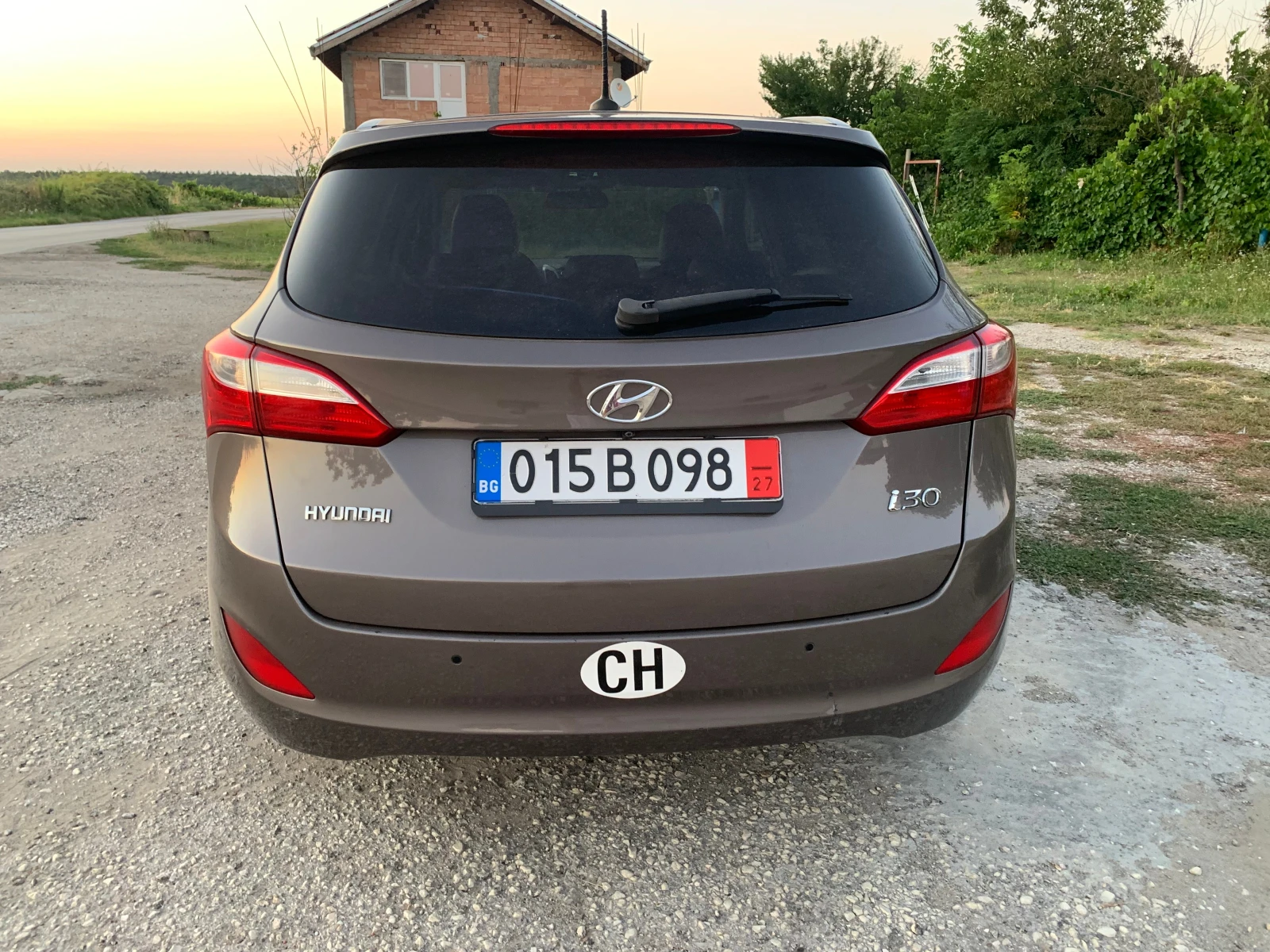 Hyundai I30 1.6I ШВЕЙЦАРИЯ, снимка 5 - Автомобили и джипове - 55748104
