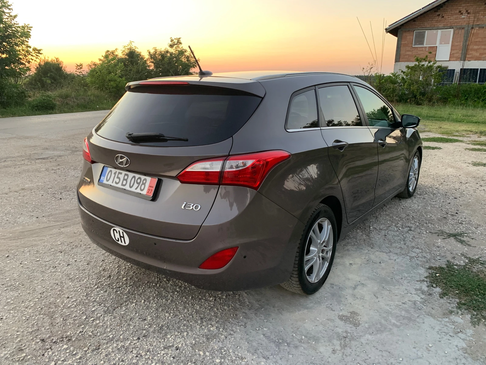 Hyundai I30 1.6I ШВЕЙЦАРИЯ, снимка 6 - Автомобили и джипове - 55748104